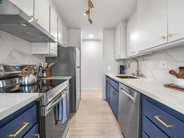 3751 Harrison Street 301