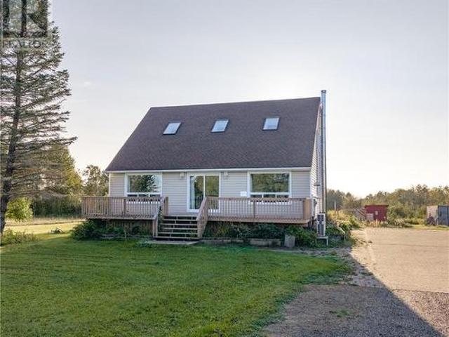 3753 Martin Road, Val Caron, ON, P3N 1R3 house for sale | Listing ID 2130 | Royal LePage