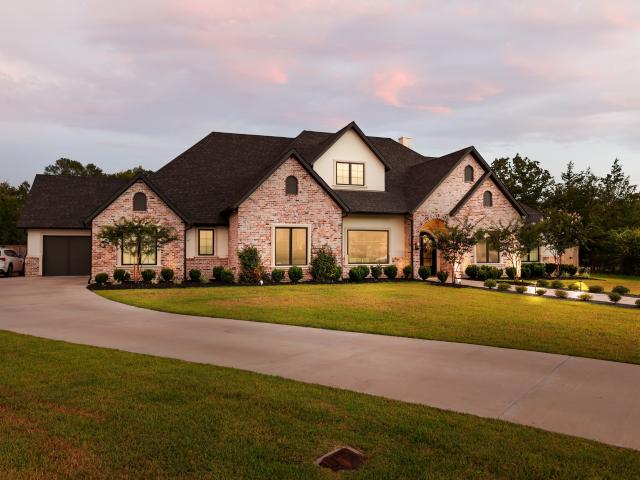 3753 Cooper Court