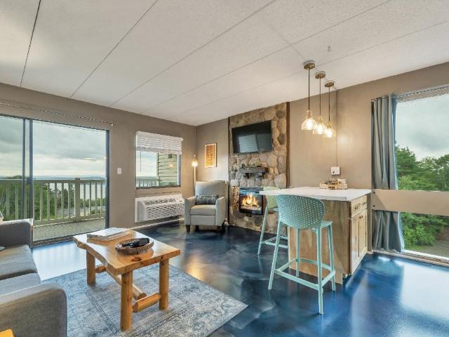375 Endicott Street N # 307