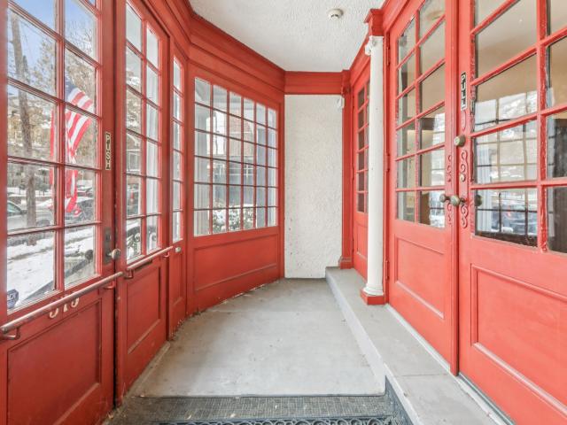 375 Fairmount Ave