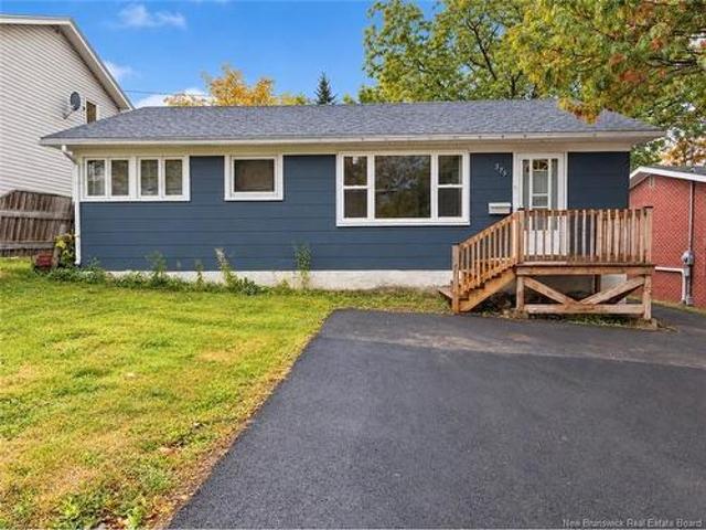 375 St Anne, Bathurst, NB, E2A 2N3 house for sale | Listing ID NB148738 | Royal LePage