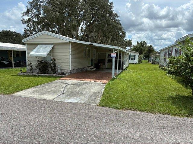 37608 Bimini Dr, Zephyrhills, FL 33541
