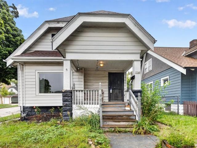 3760 N 25th St, Milwaukee, WI 53206
