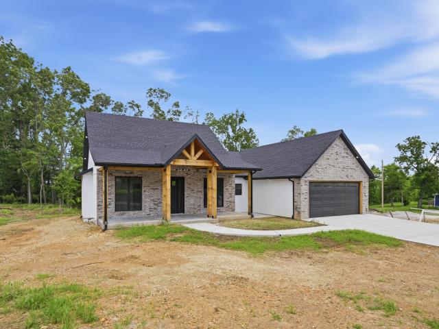 3761 Cresswell Drive