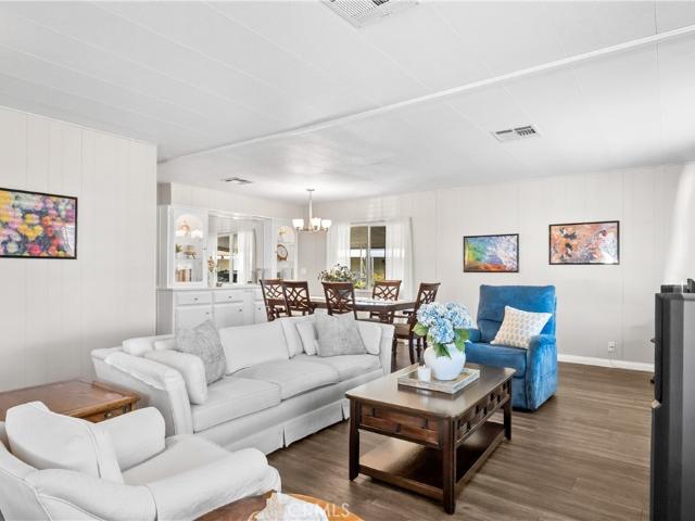 3762 Lake Crest