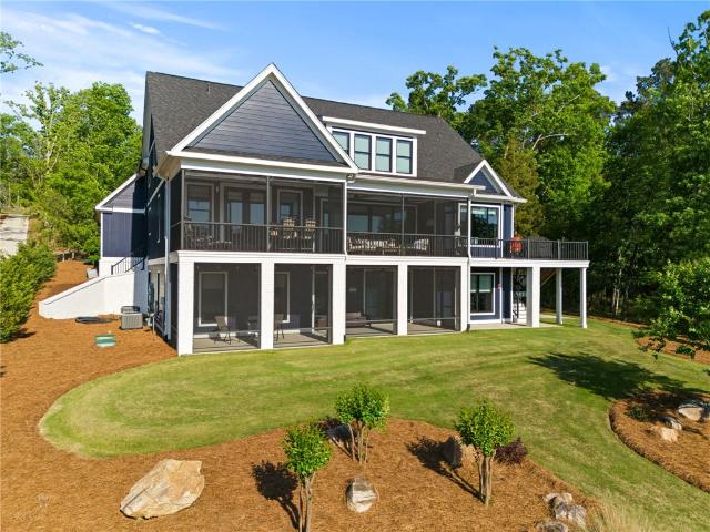 376 Abercrombie Point