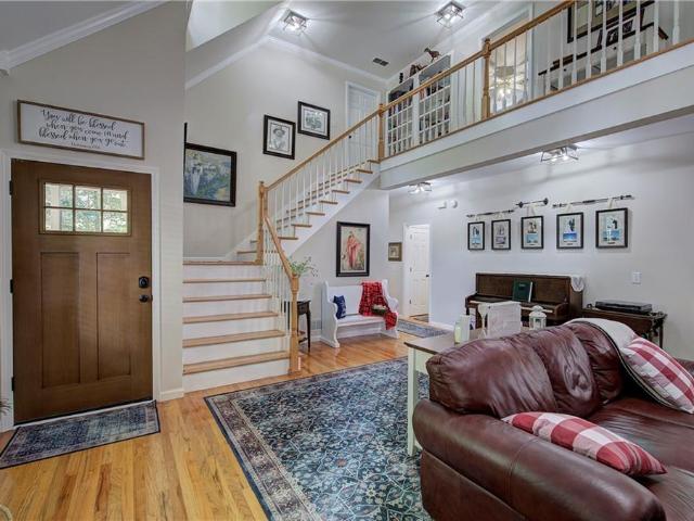 376 Alpine Drive