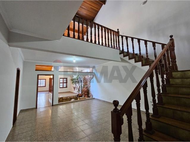 376 Área Útil Casa Alugar, 6 Dormitórios localizado em Rua Professora Sônia Teresa Lã Scala Péres, Vila Esperia ou Giglio, Atibaia, São Paulo, 12946290 | Brasil