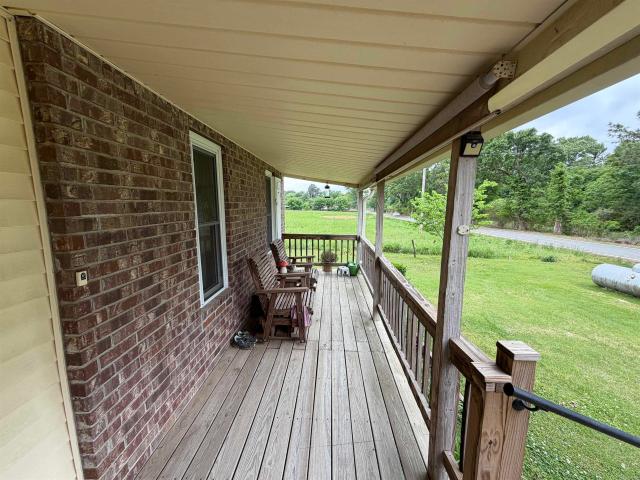 376 Highway 361