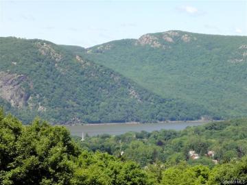 376 Lane Gate Rd, Cold Spring, NY 10516 | MLS #923728