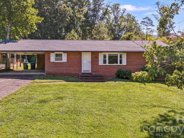 376 School Road E
