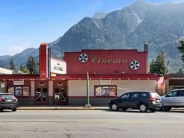 376 Wallace StreetHope, Hope, BC, V0X 1L0 commercial for sal.