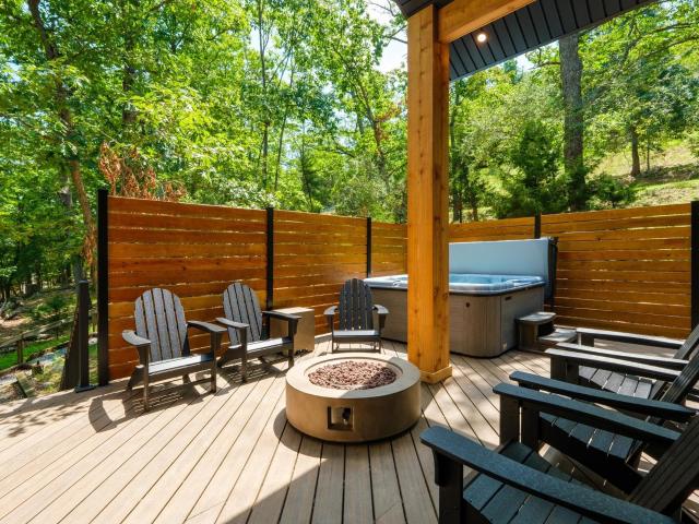 3770 ericksen cir