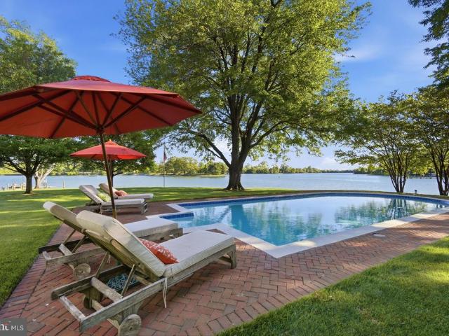 3770 Leonard Cove Lane