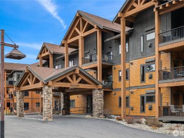 3770 Suncadia Trail, Unit 110, Cle Elum, WA 98922 | MLS #2504