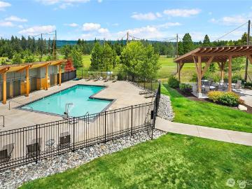 3770 Suncadia Trail # 110