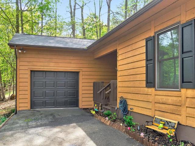 377 Jefferson Dr
