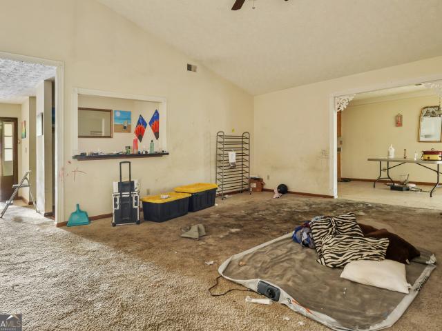 377 Sir William Court