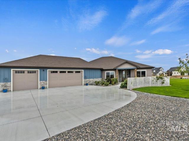 377 Skyline Dr
