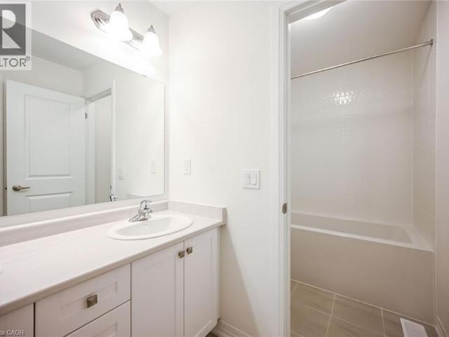 377 PROVIDENT Way, Hamilton, Ontario, L0R1W0