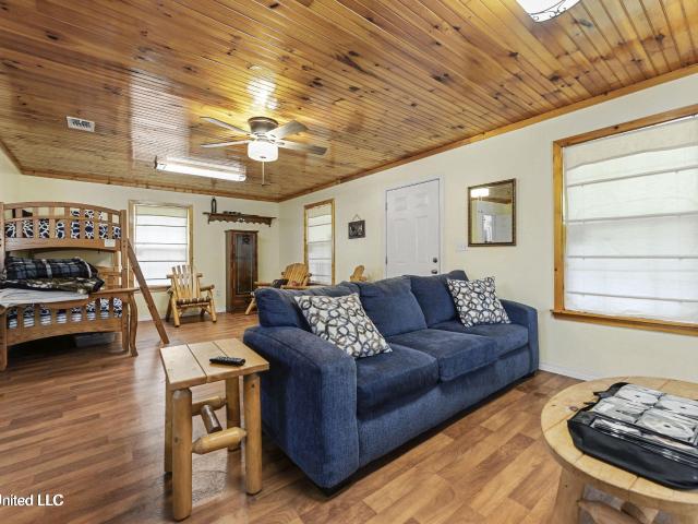 377a Deep Creek Road
