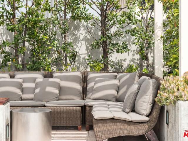 3785 Wilshire Boulevard 1712