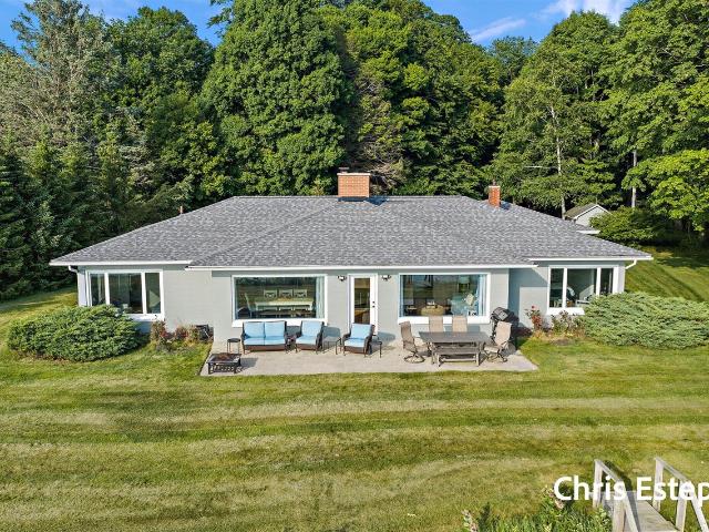 3787 N Scenic Drive
