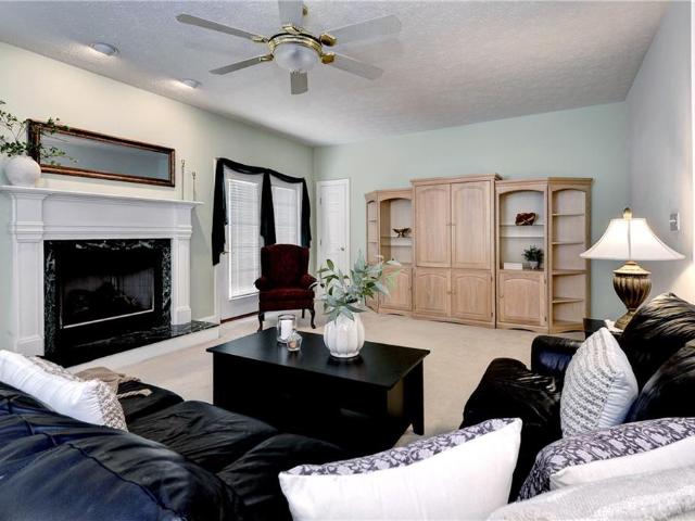 3780 Captain Wynne DR