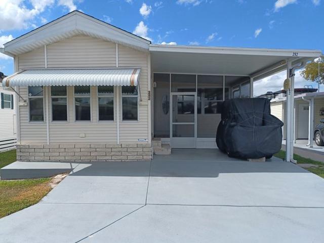 37811 Chancey Rd, Zephyrhills, FL 33541