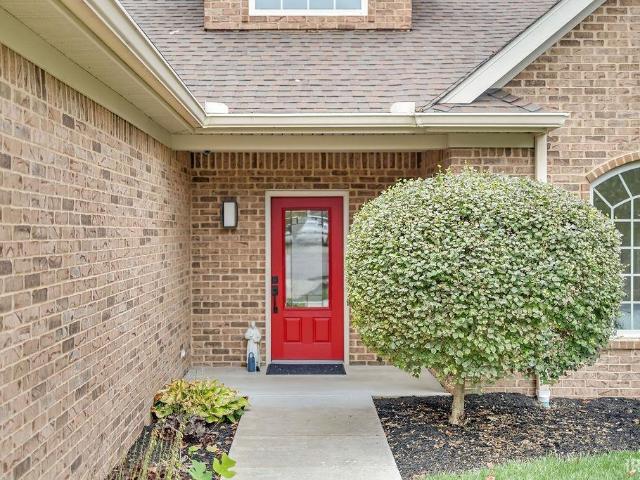 3782 E Regents Court
