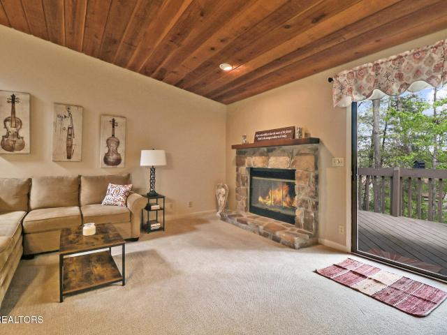 378 Lake Catherine Court