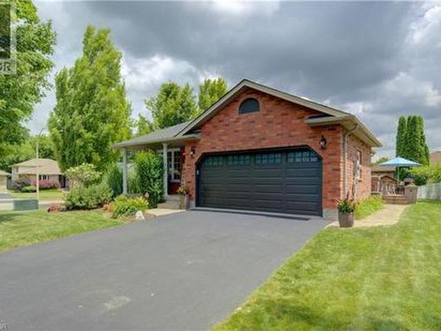 378 Meadowvale Place, Waterloo, ON, N2K 3P7 house for sale | Listing ID 40862 | Royal LePage