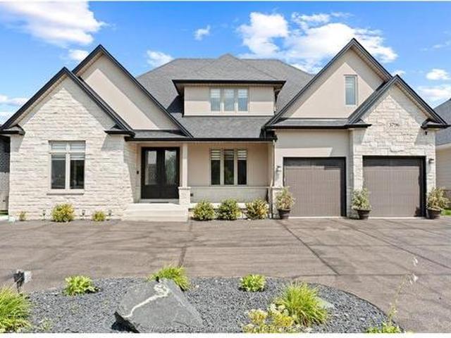 3796 St. Francis Crescent, Lasalle, ON, N9H 1W7 Luxury House for sale | Listing ID 26025 | Royal LePage Carriage Trade Luxury Properties