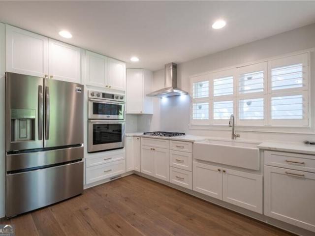 3798 Ashford Lake Court NE
