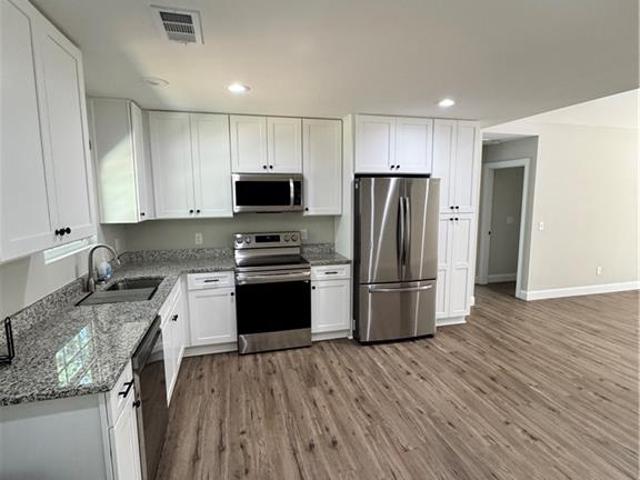 3790 Highway 52 W