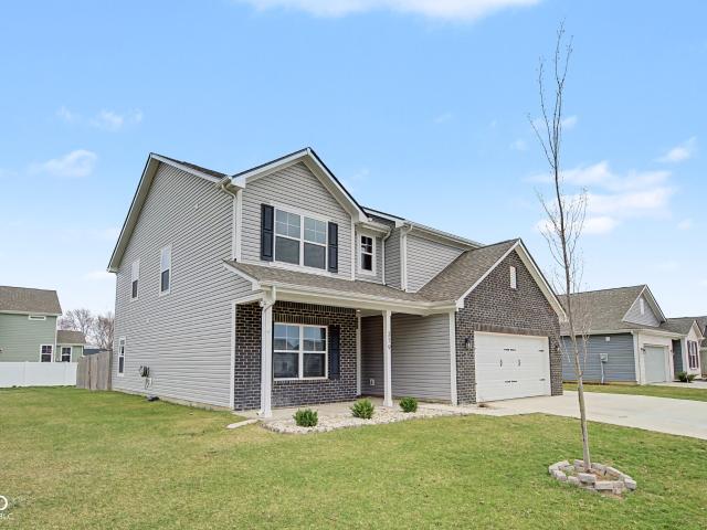 379 Oakswept Way, Greenfield, IN 46140 | MLS #22111