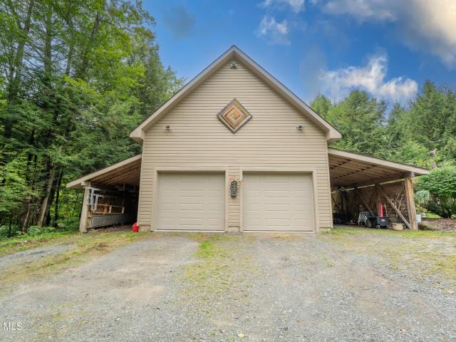 379 N Shore Road