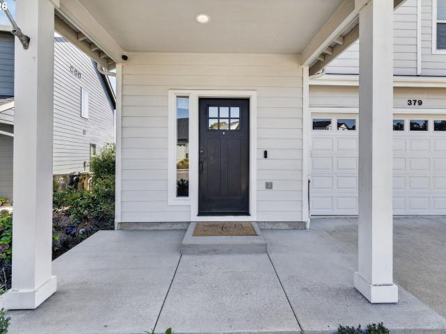 379 nw denton ave