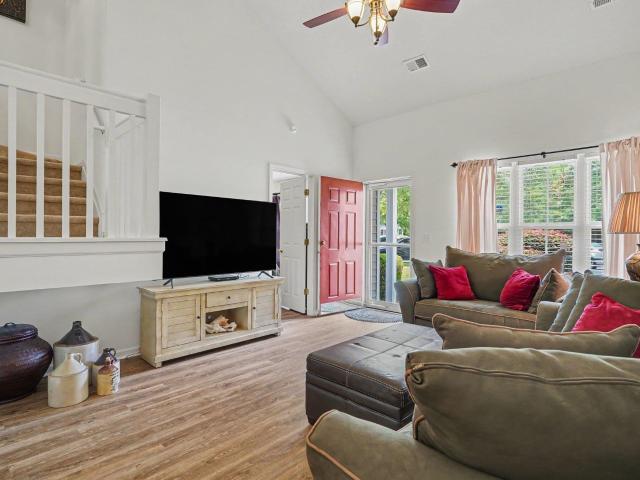 379 Seabert Rd. 379