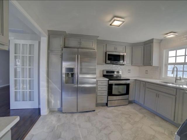379 W North Street
