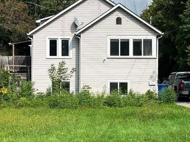 379 The Queensway South, Georgina, ON, L4P 2C4 house for lease | Listing ID N13866 | Royal LePage
