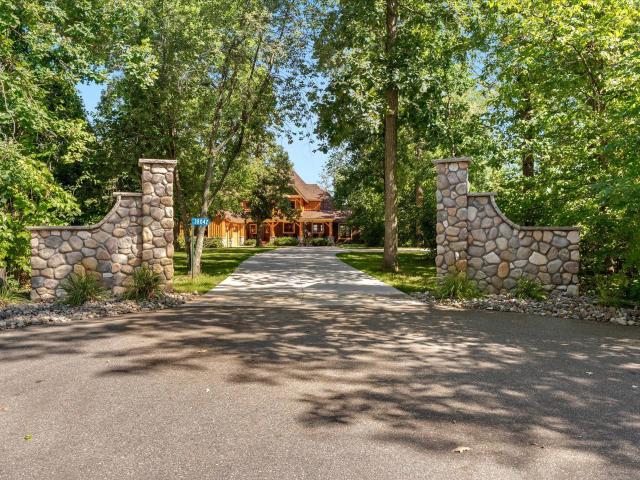 38042 Donaldson Point