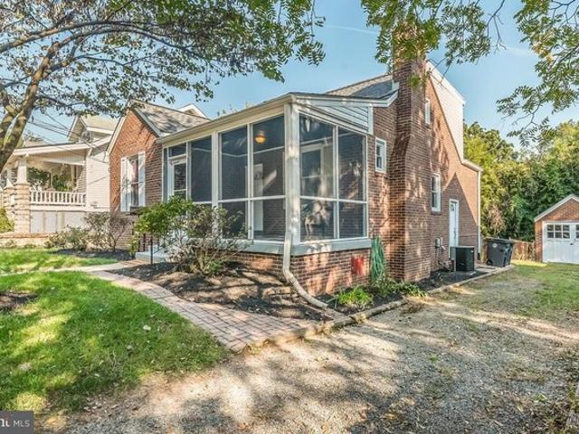 3804 Nicholson St, Hyattsville, MD 20782