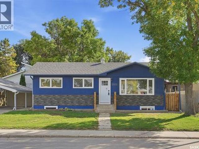 3805 Diefenbaker Drive, Saskatoon, SK, S7L 5C6 house for sale | Listing ID SK048941 | Royal LePage
