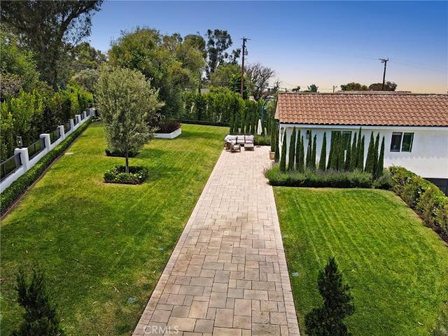 3808 Palos Verdes E