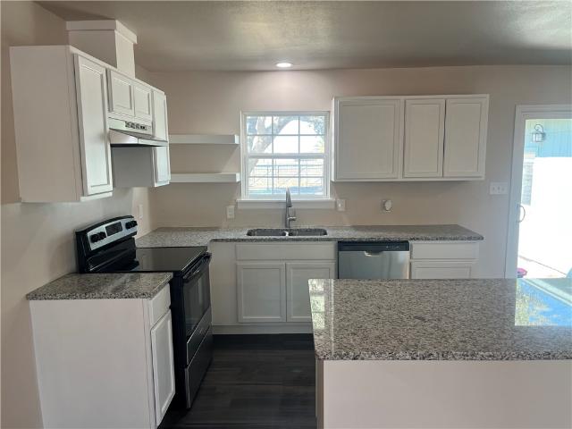 3809 Brookside Drive