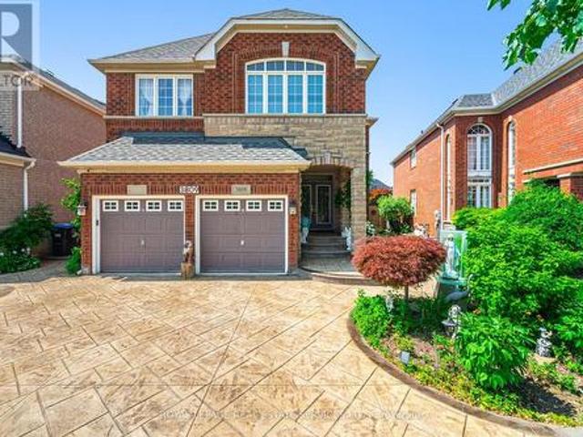 3809 Candlelight Drive, Mississauga, ON, L5M 8A8 house for lease | Listing ID W13831 | Royal LePage