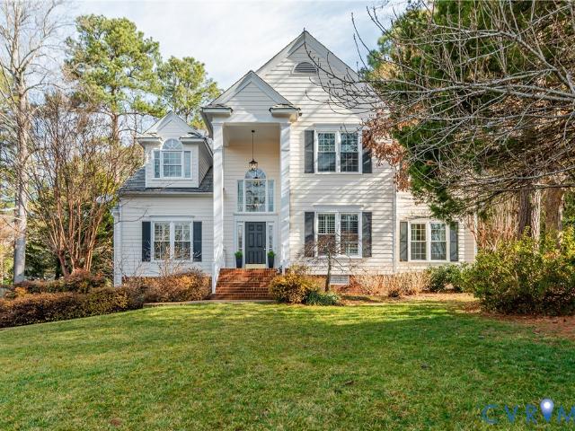 3809 Houndstooth Court