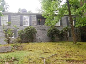 3809 Rockbrook Circle